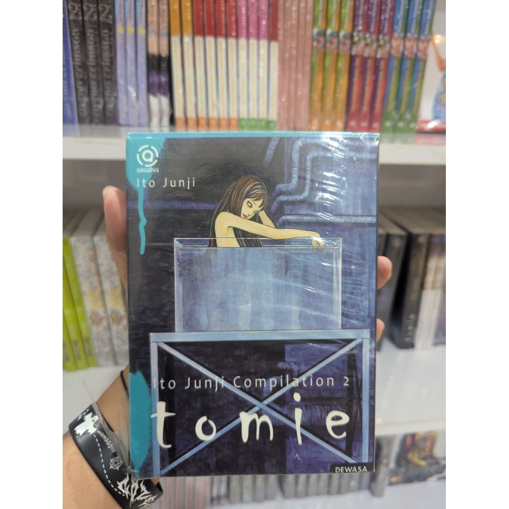 Komik Tomie – Ito Junji Compilation | Manga Horor Dewasa | Original dan Baru