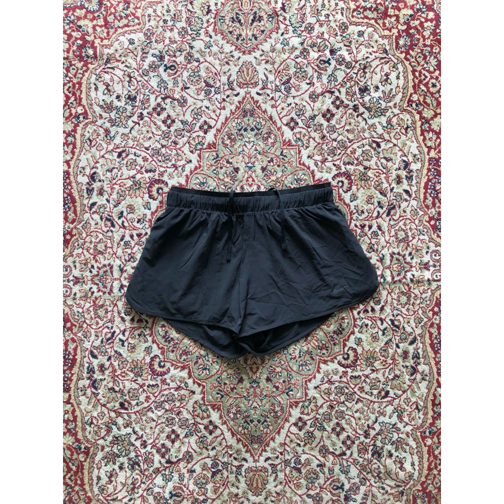 Celana Nike women running short pants HH188