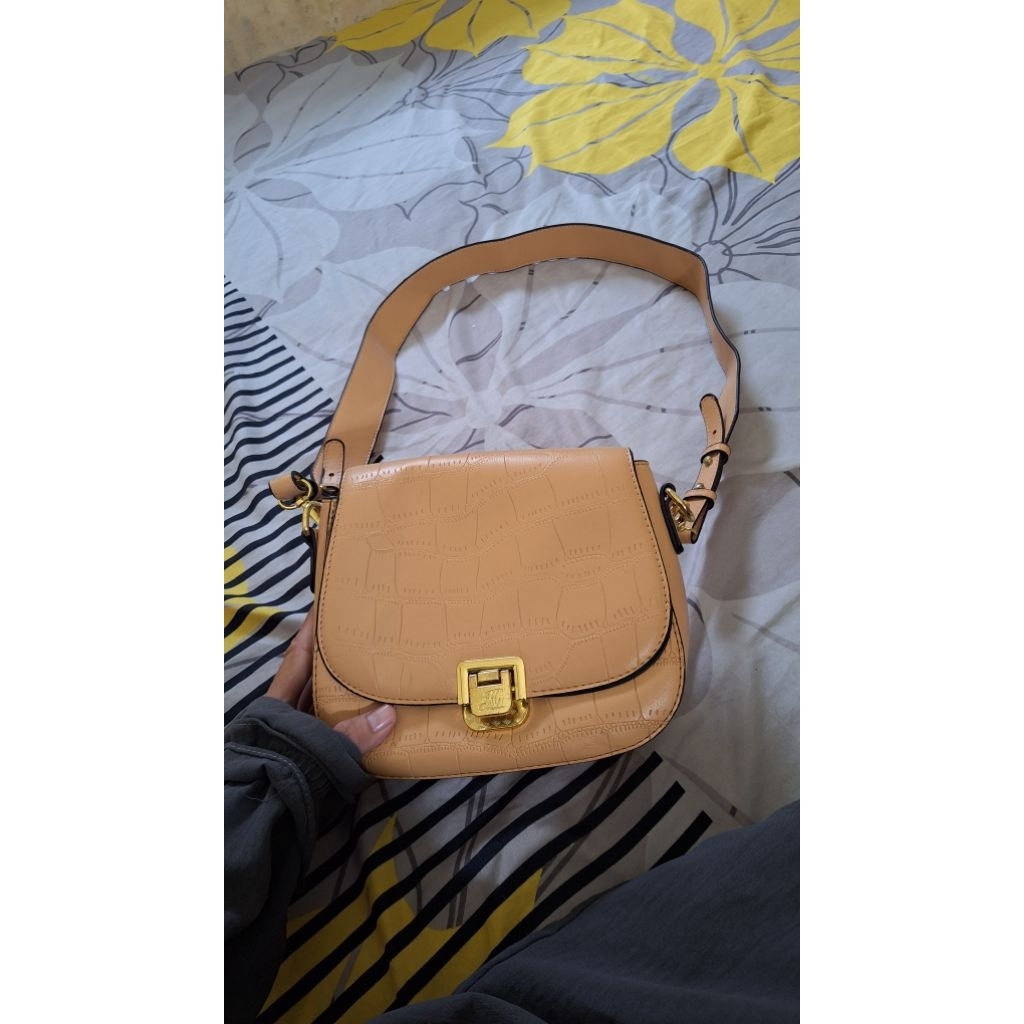PRELOVED Tas Jims Honey