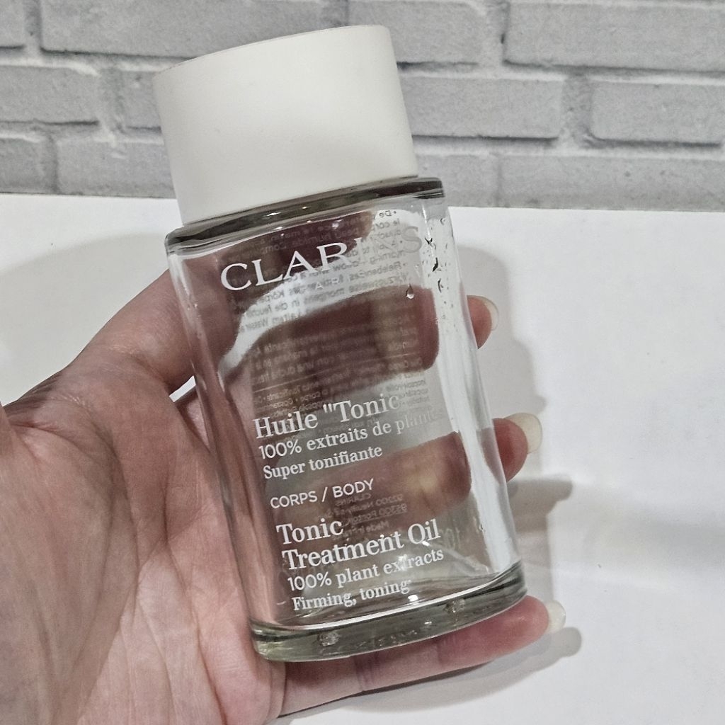 Botol bekas skincare Clarins