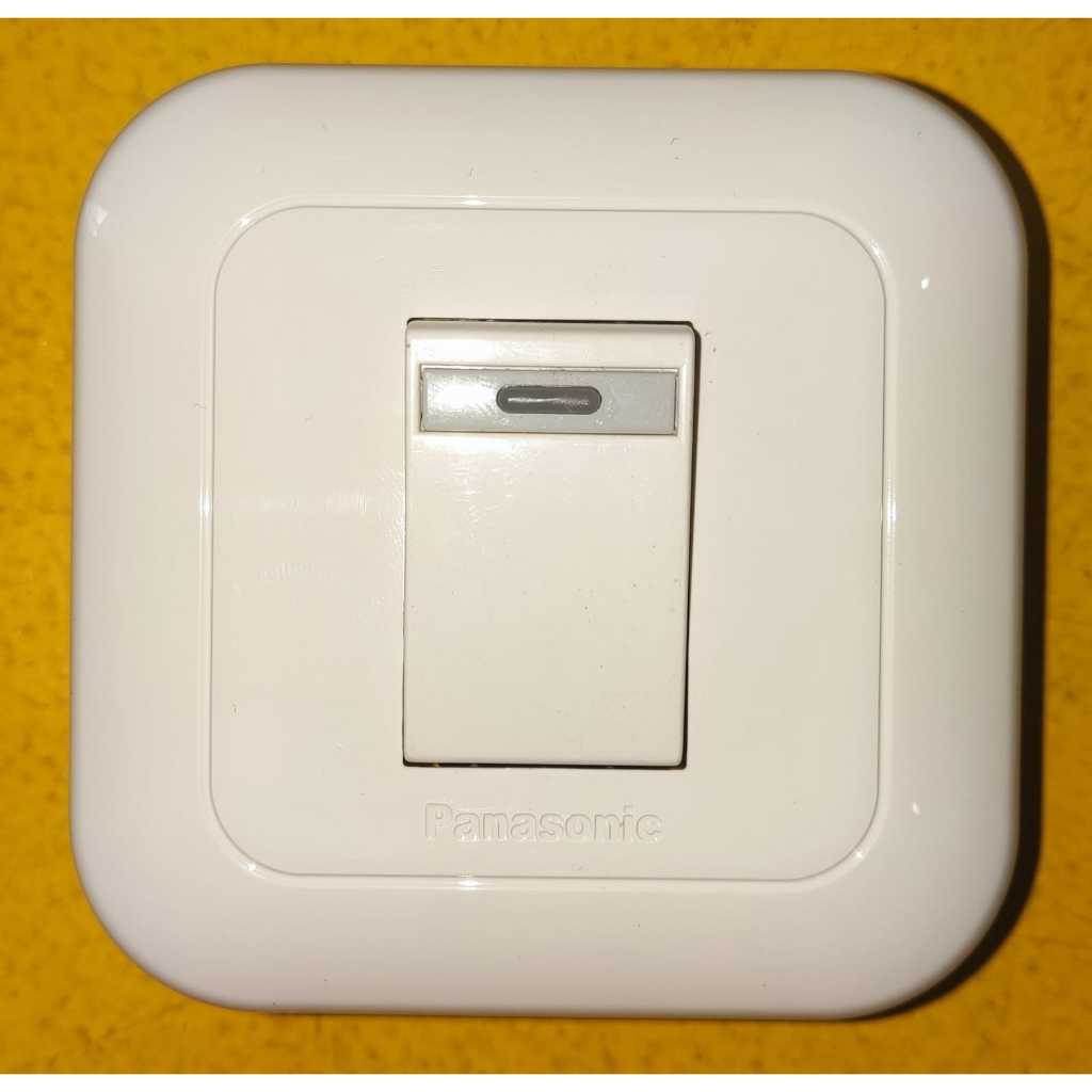 Panasonic Saklar Engkel Kecil 5571 “Iluminasi”