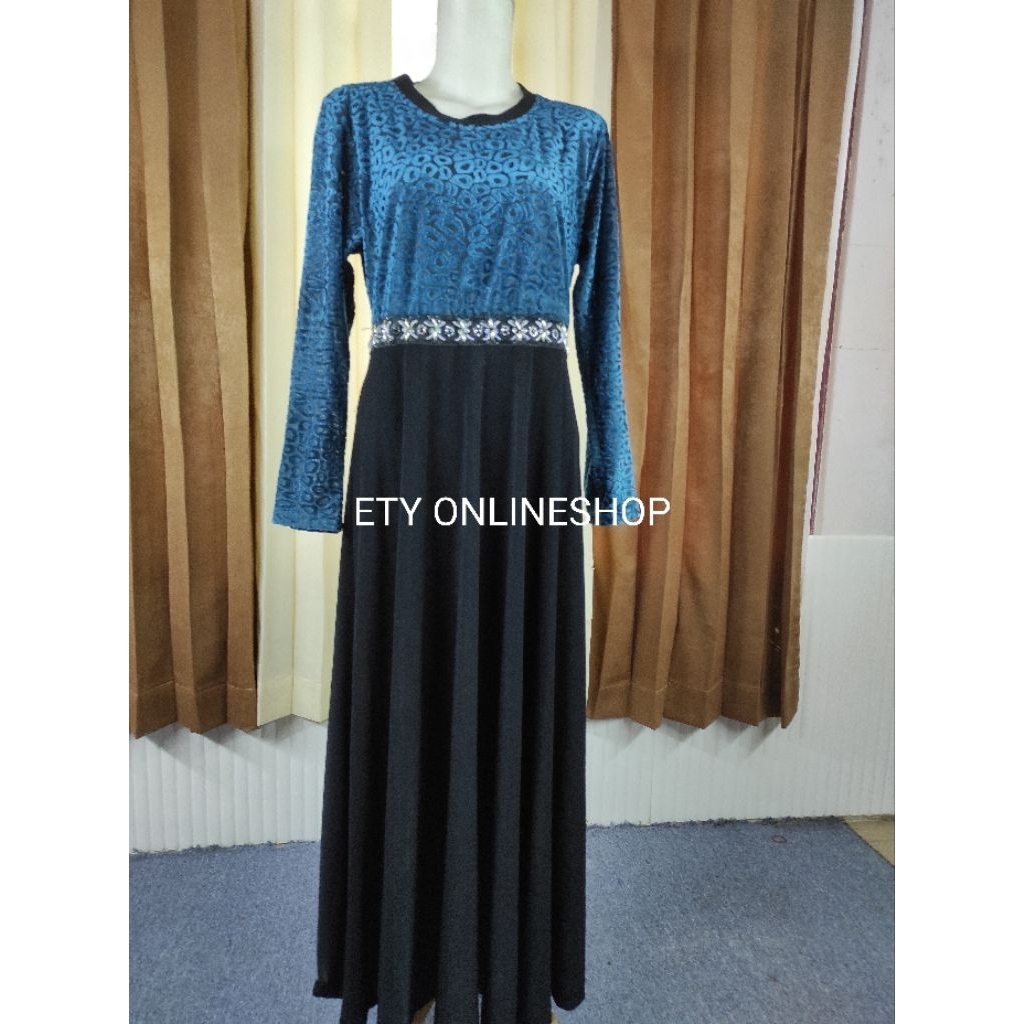 PRELOVED GAMIS KOMBINASI BROKAT