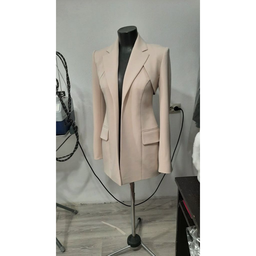 Blazer Panjang Warna Cream Bage + Inner Panjang Warna Coklat Wanita [PL, Good Condition]