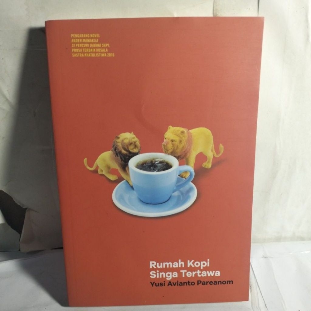 Novel Rumah Kopi Singa Tertawa