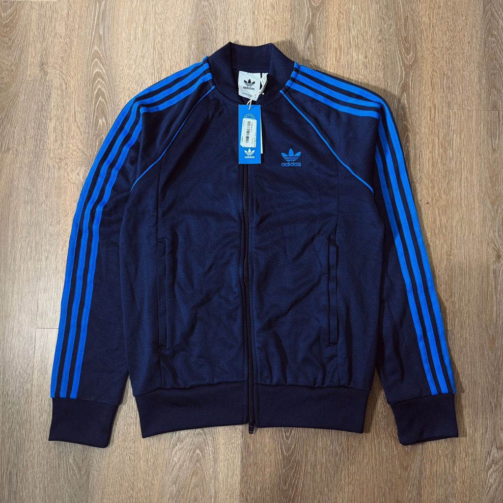 Tracktop Adidas SST Navy Blue BNWT Original 100% Size : S ( 69 X 51 ) Cocok untuk BB 50-60