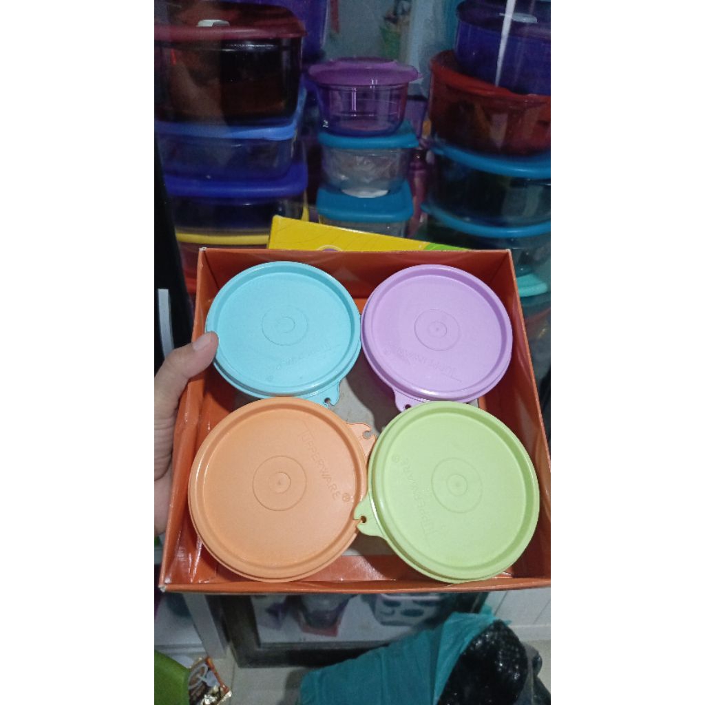 Kiddie bowl Tupperware