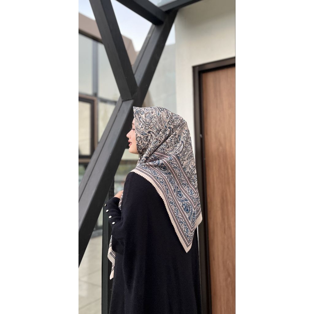 hijab segi empat motif turki/jilbab segi empat motif turki/kerudung segi empat motif turki