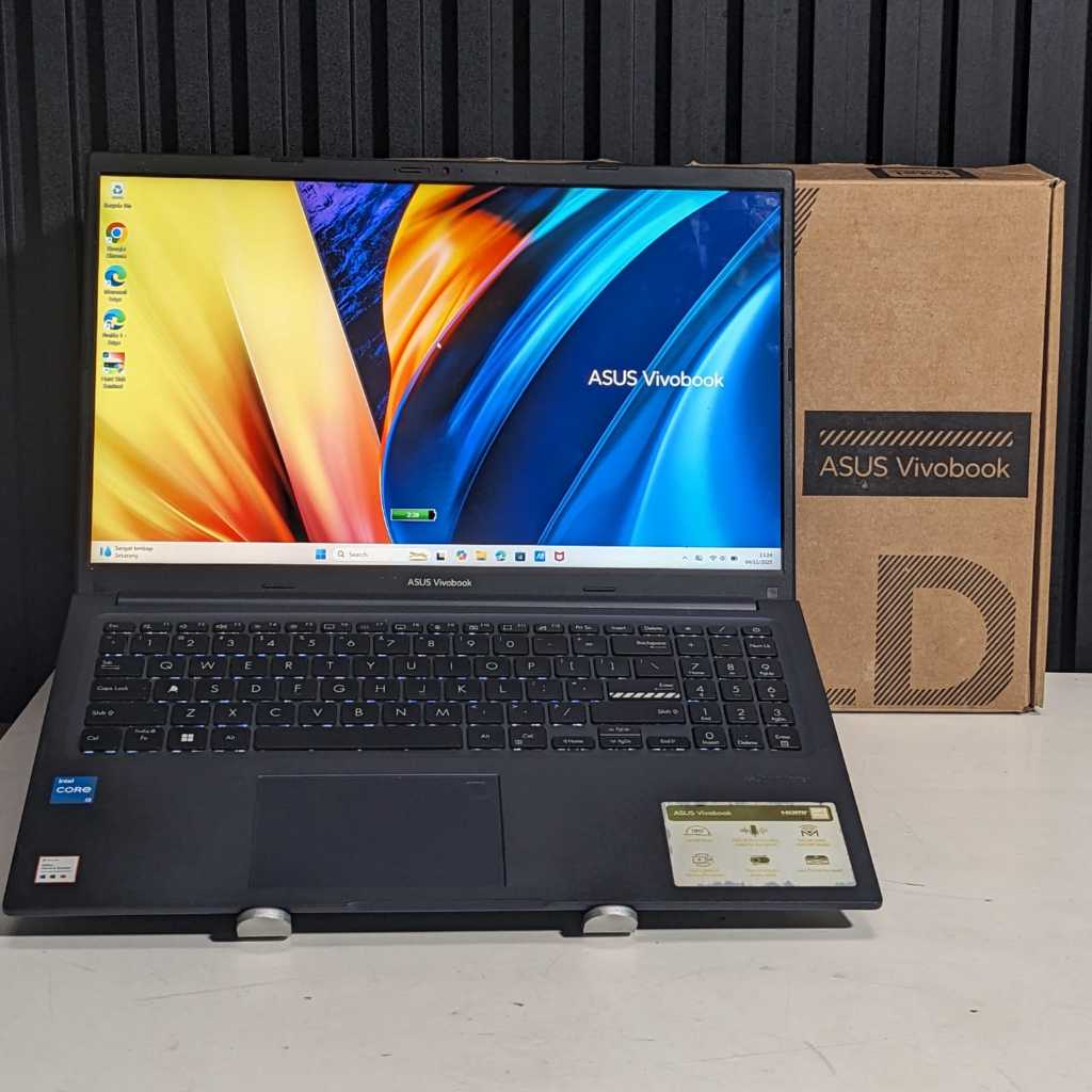Laptop Asus Vivobook A1502ZA VIPS Core i3 1215U RAM 8GB SSD Body Slim Touchscreen