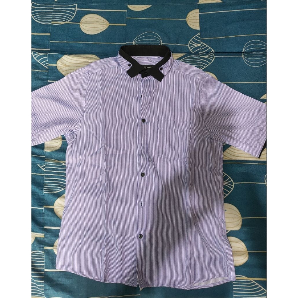 KEMEJA CARLOS MORENO