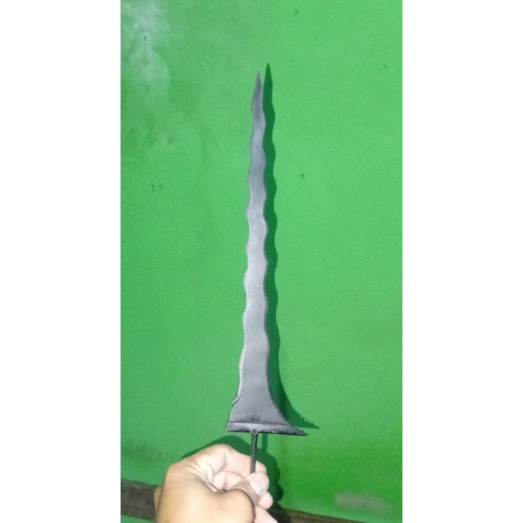 Keris Luk 17 Panjang 30 cm gagang 6 cm Terbuat Dari Besi Drum