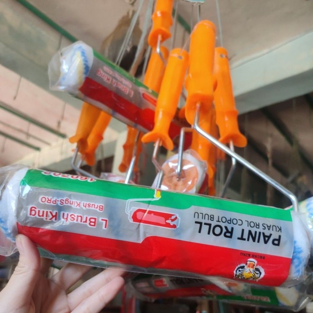 kuas roll brush king  9" / roll cat 9 inch bulu halus