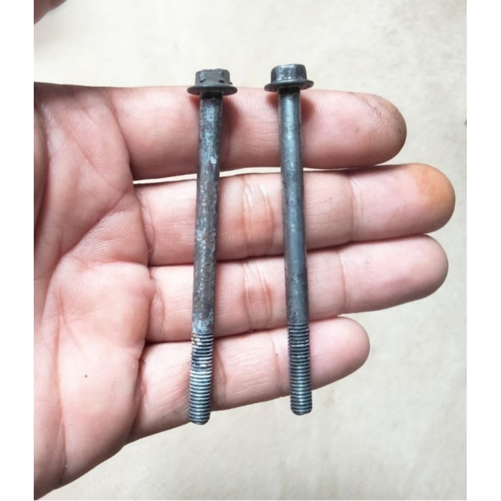 Baut dinamo starter honda CB150R old original