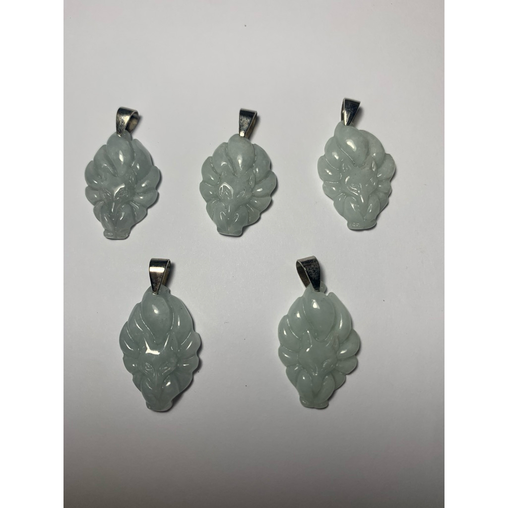 Liontin Fox atau Rubah ekor 9