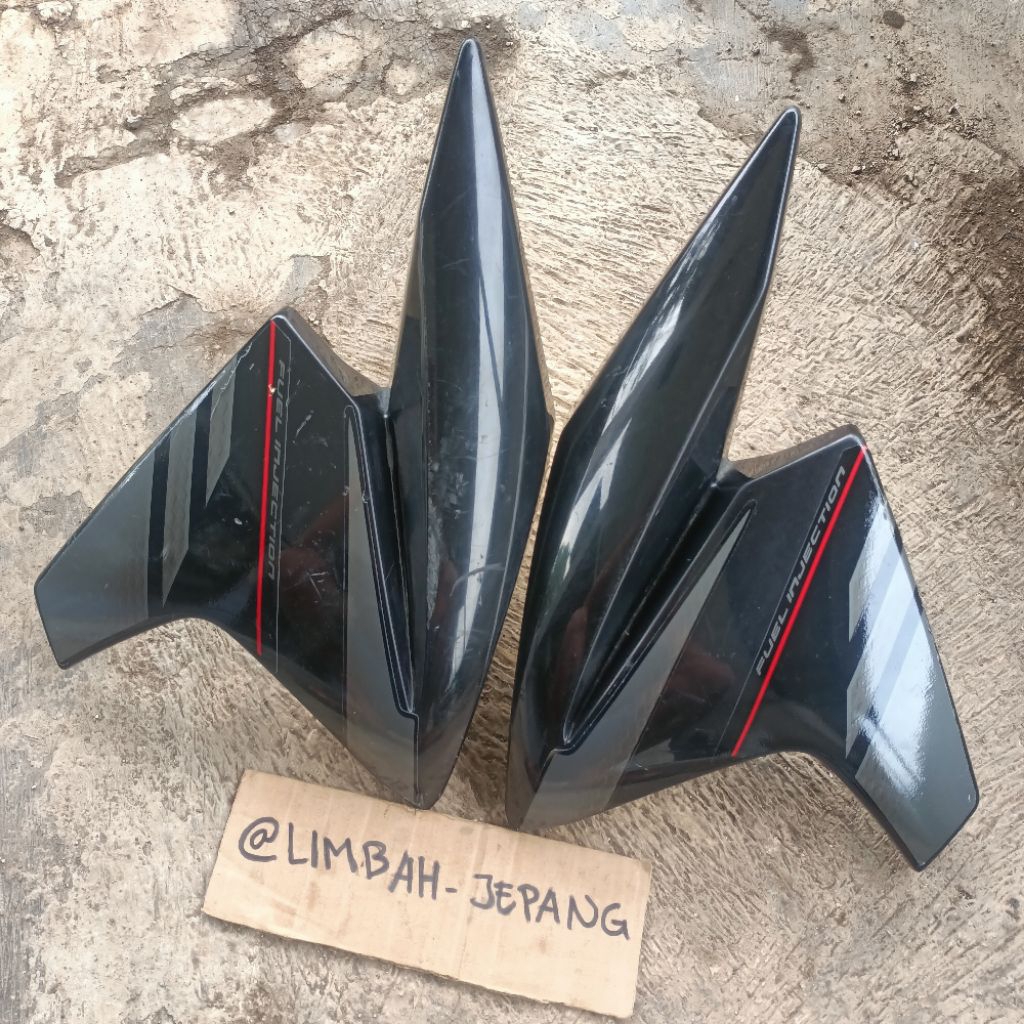 kupingan tangki vixion new nvl cover body yamaha vixion new nvl original second copotan motor
