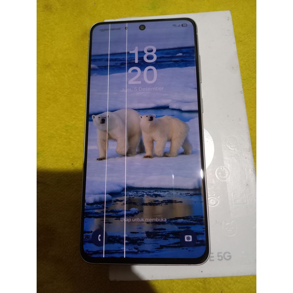 Samsung S21 FE 5G Ram 8/ 256 gb.  HP box normal mulus segel