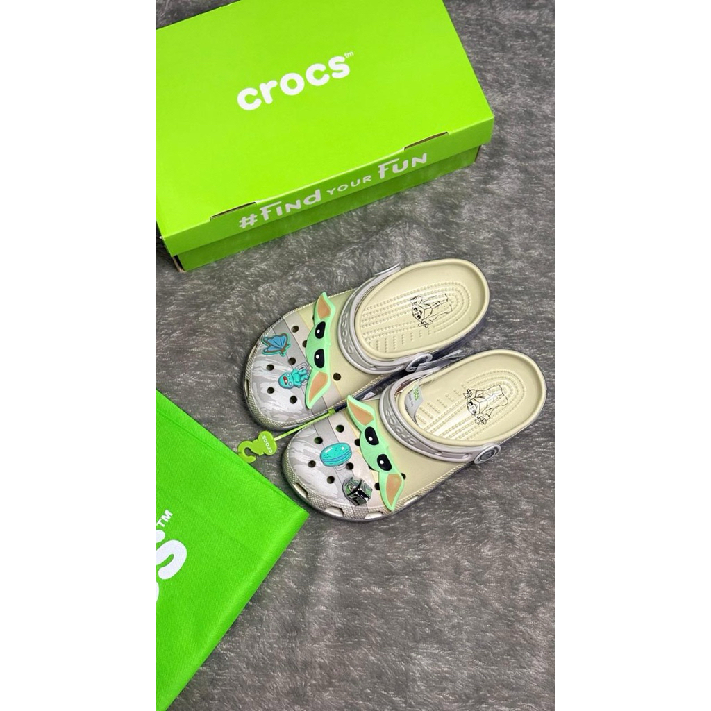 CROCS BABY YODA