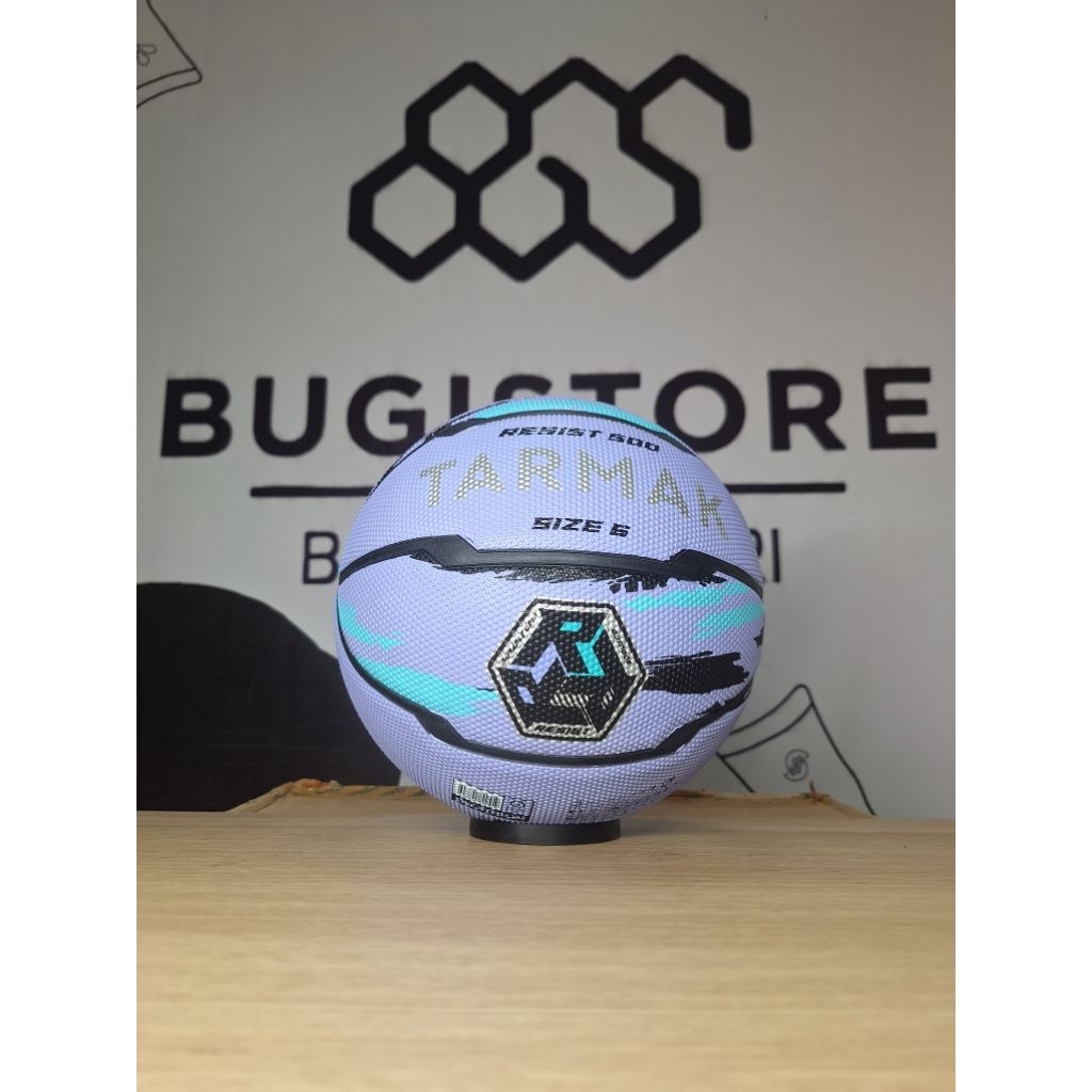 Bola basket tarmak R500 size 6 perempuan outdoor indoor rubber