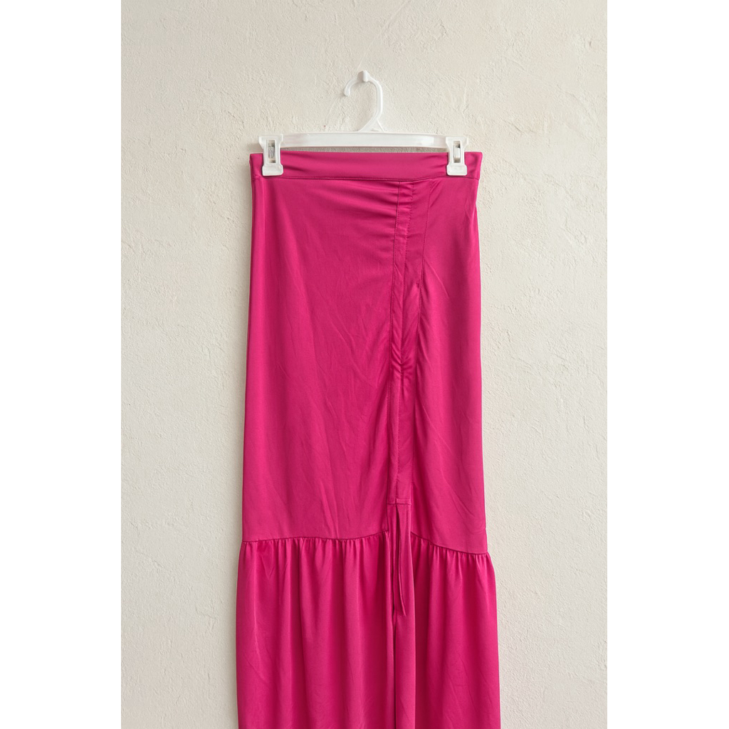 Rok panjang tali serut samping