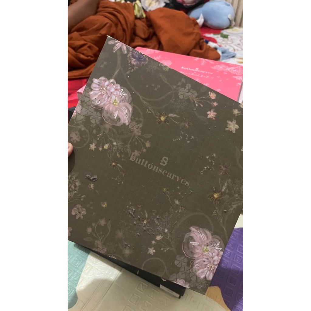 Box Scarf/Jilbab buttonscarves original