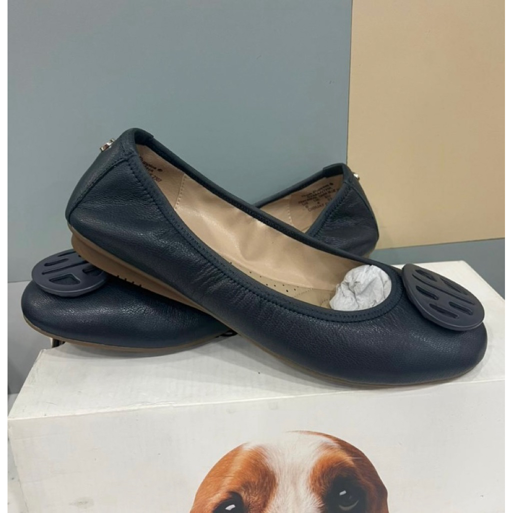 Samantha Hush puppies flat shoes 100% original