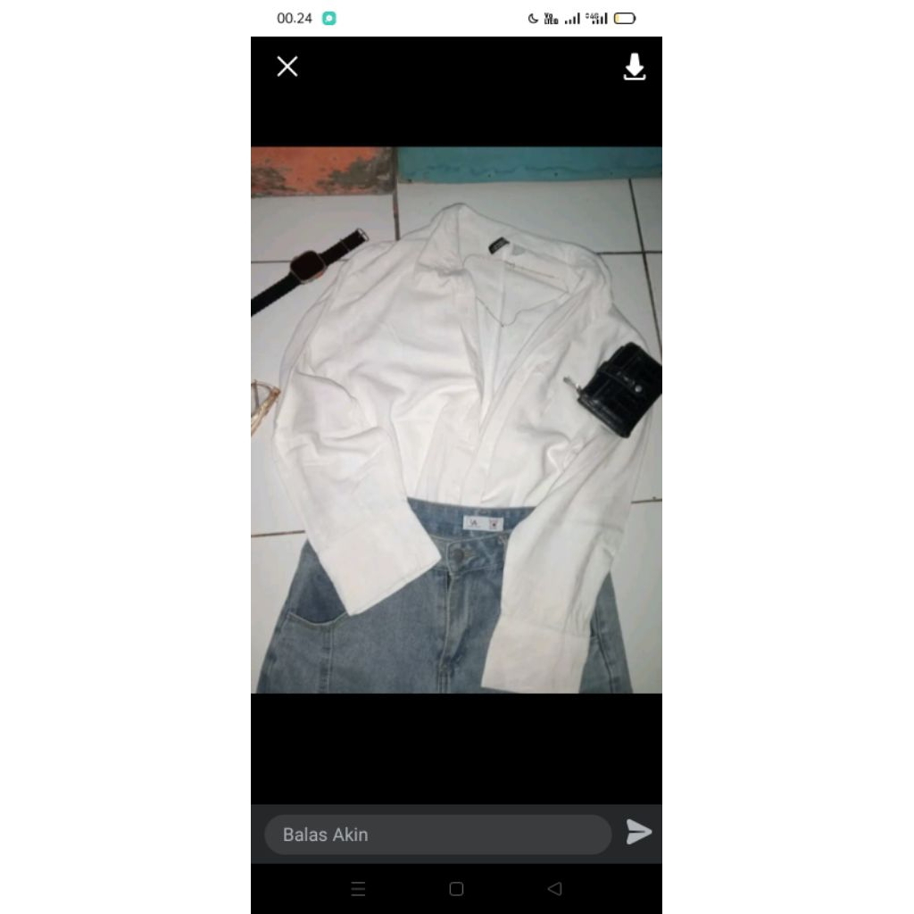 kemeja oversize uniqlo