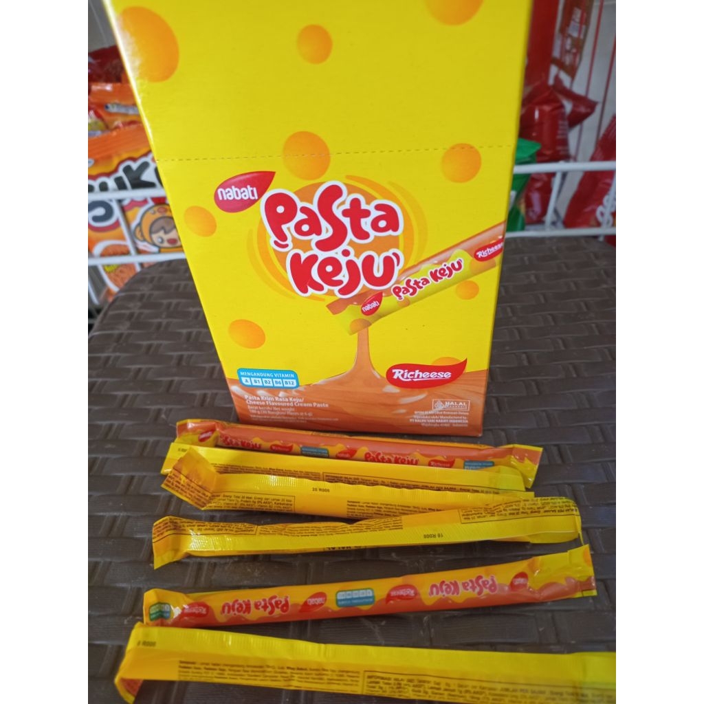 PASTA KEJU BOX PASTA COKLAT BOX 1BOX ISI 30PCS