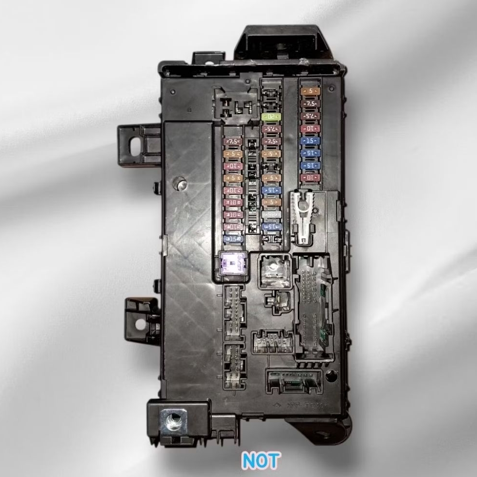 BCM,fush box,bok sikring dala Avanza/Xenia F65 Matic Th 2016up Original ( 82600-BZ890 )