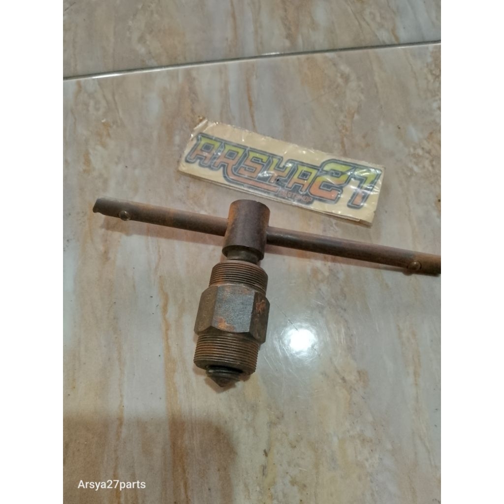 Treker Kunci Magnit Magnet Bolak Balik Kruk as Kecil Bajaj Super Vespa Nos Original