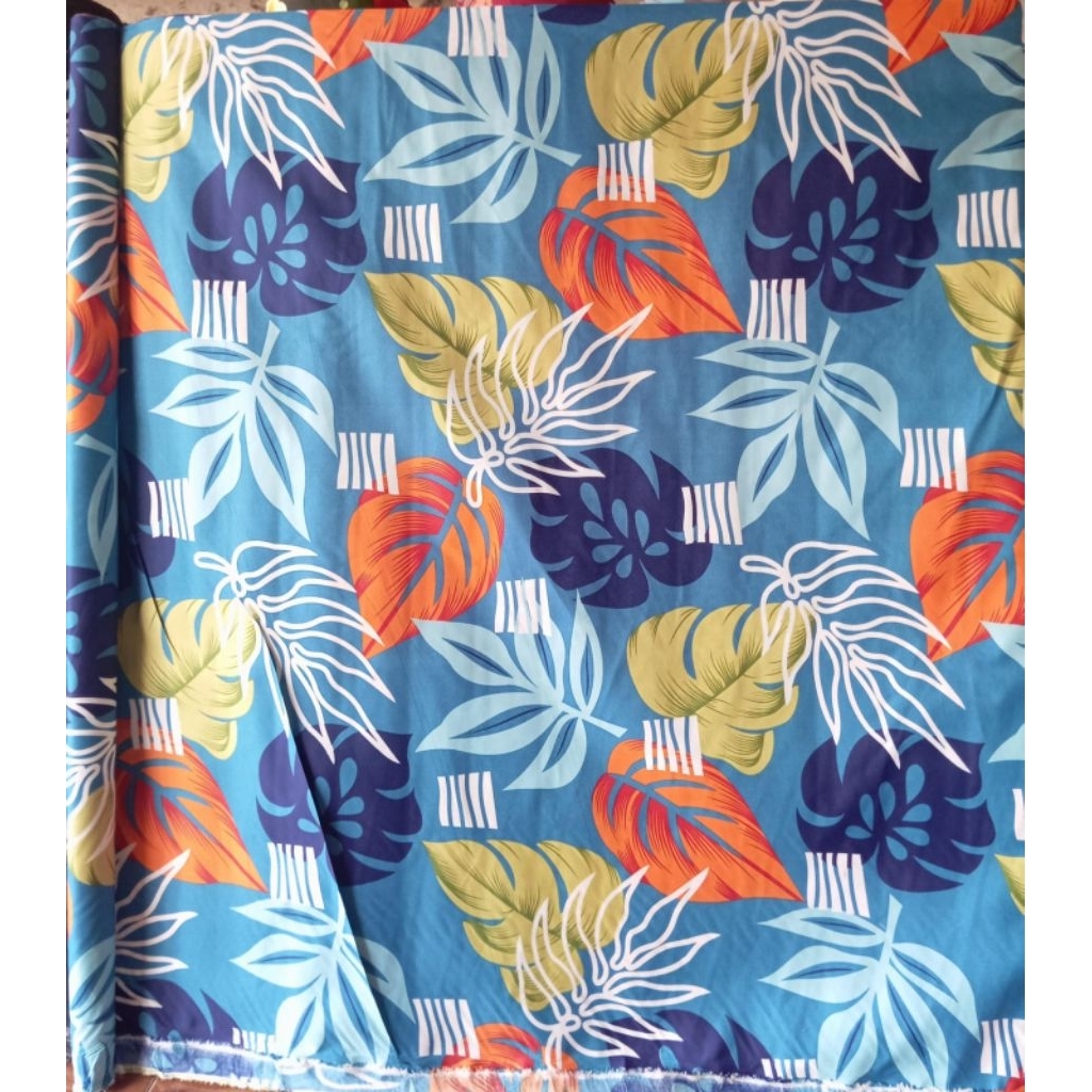 KAIN SPREI METERAN MOTIF BUNGA JANDA BOLONG BAHAN KATUN POLLIMIKRO