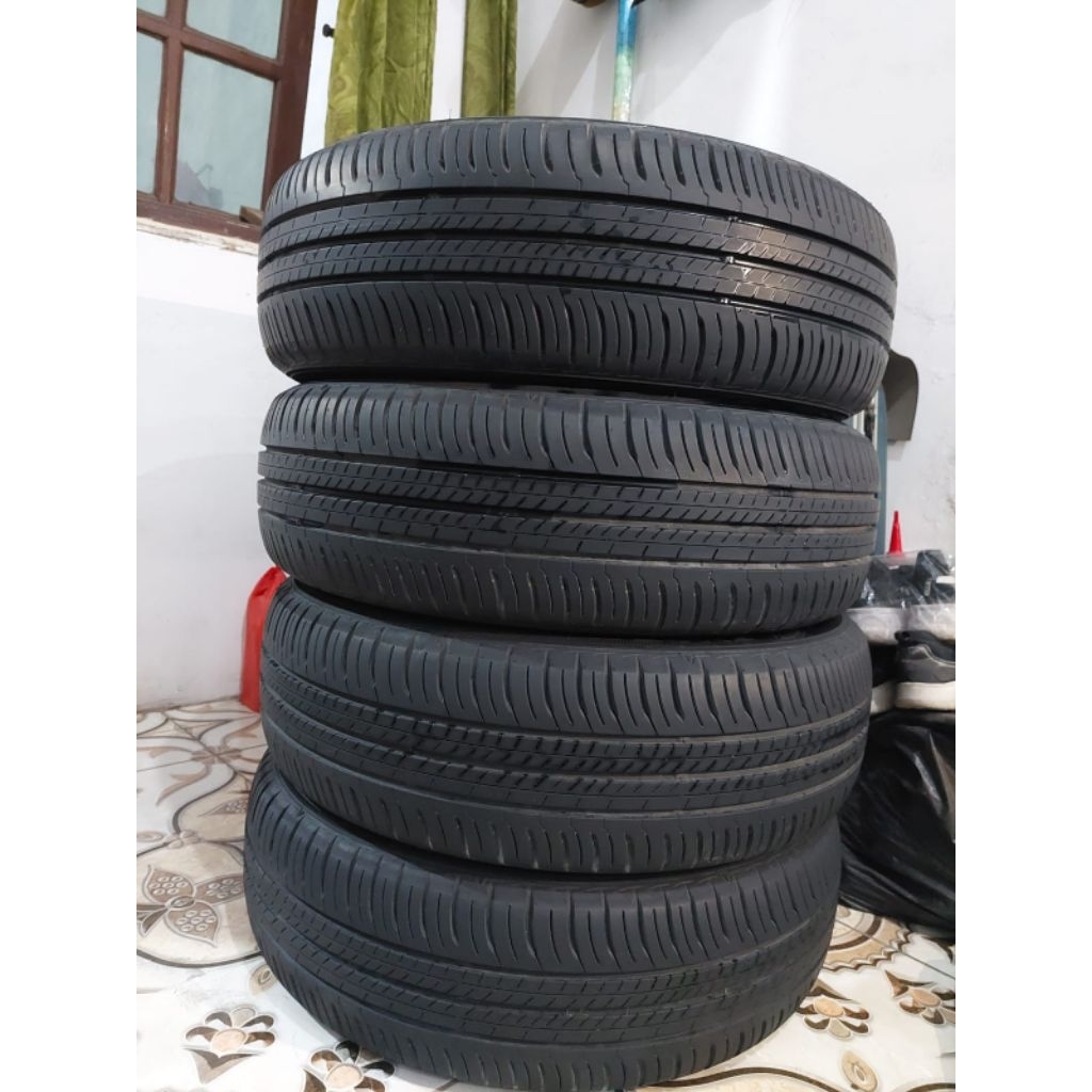 Ban Mobil Bekas Preloved Ring 17 Dunlop