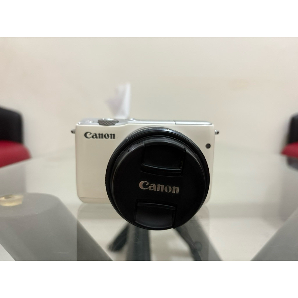 CANON EOS M10 + LENSA KIT 15-45mm (second)