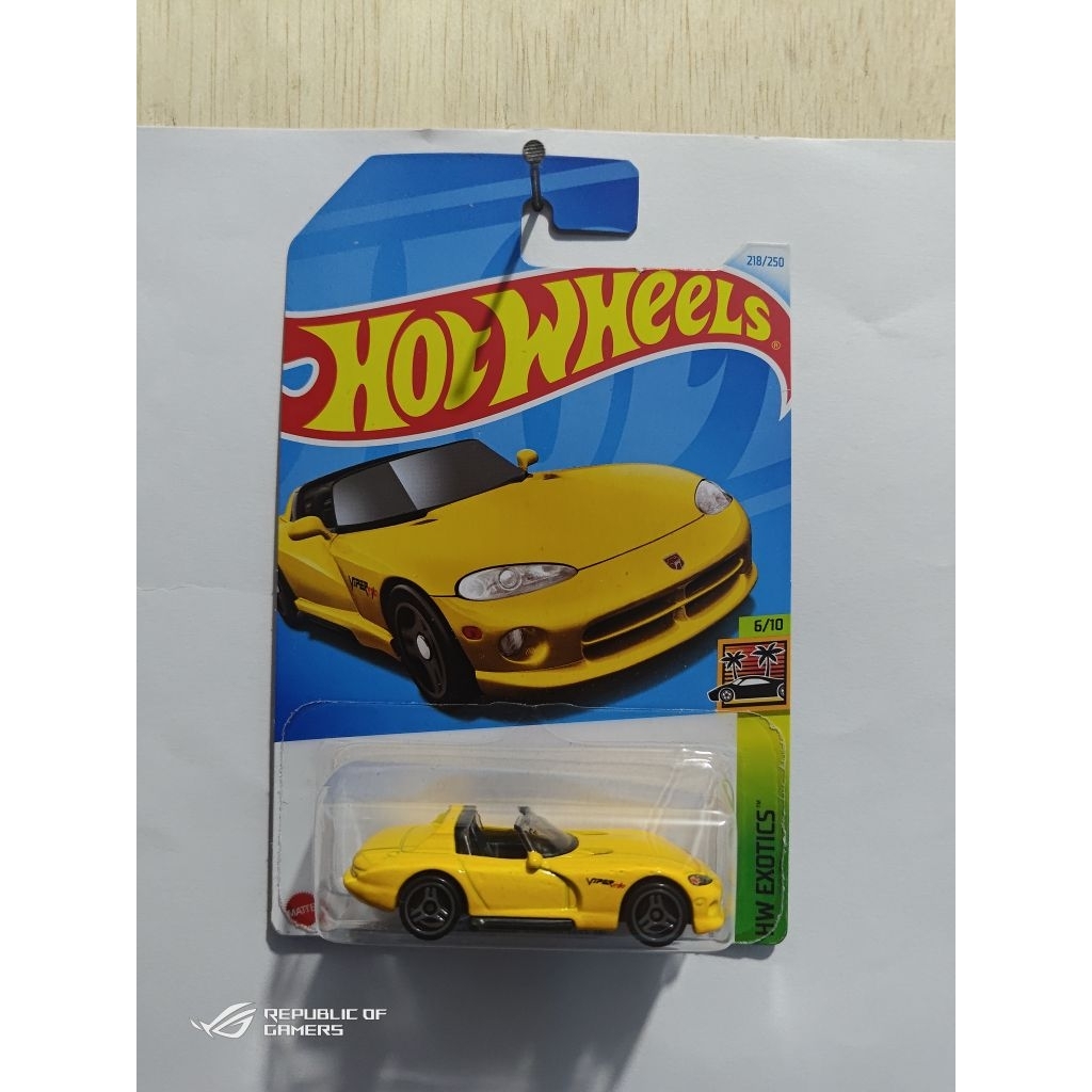 hot wheels dodge srt viper