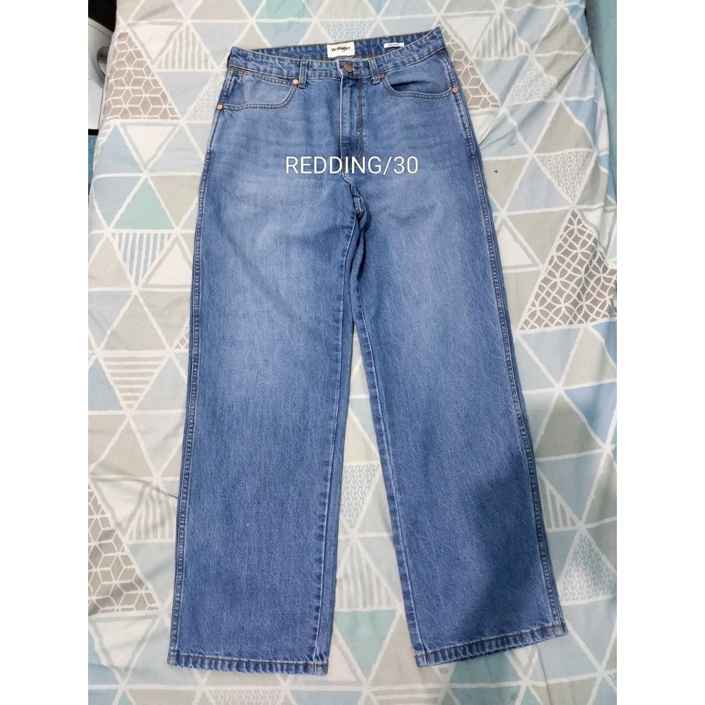CELANA DENIM WRANGLER REDDING (NOT LEVIS, OLDBLUE, WINGMAN, SAGE OR NUDIE JEANS)