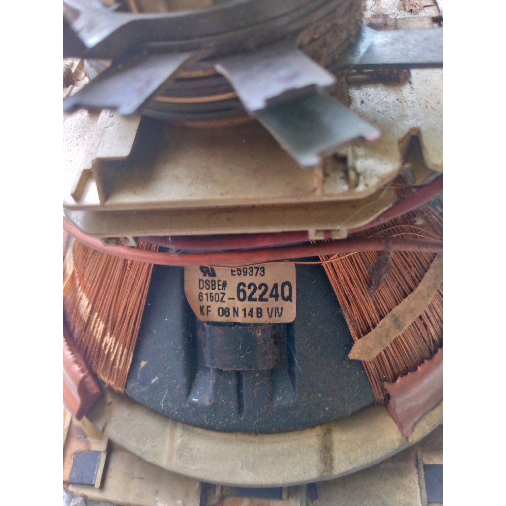 Yoke, konde TV tabung slim 21inc merk Samsung, EW, normal.