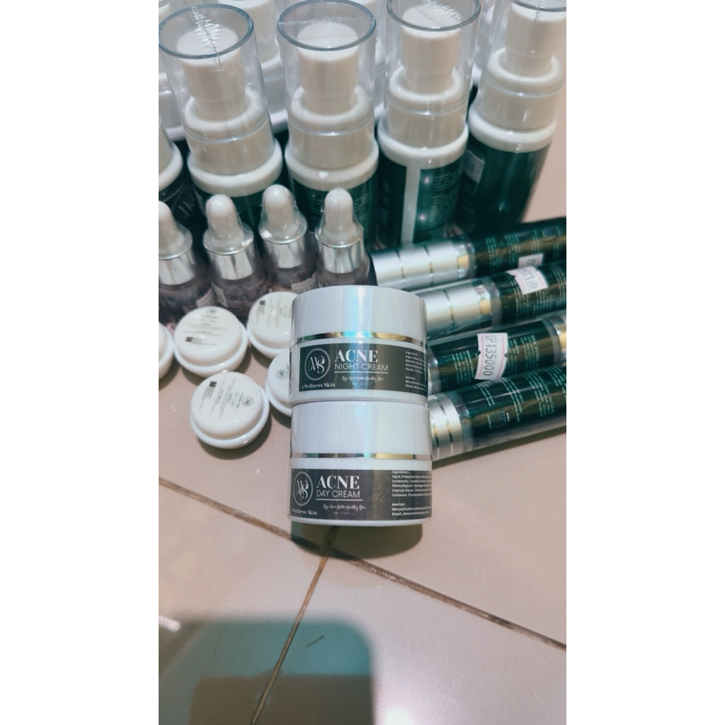Night Acne/Day Cream AWS