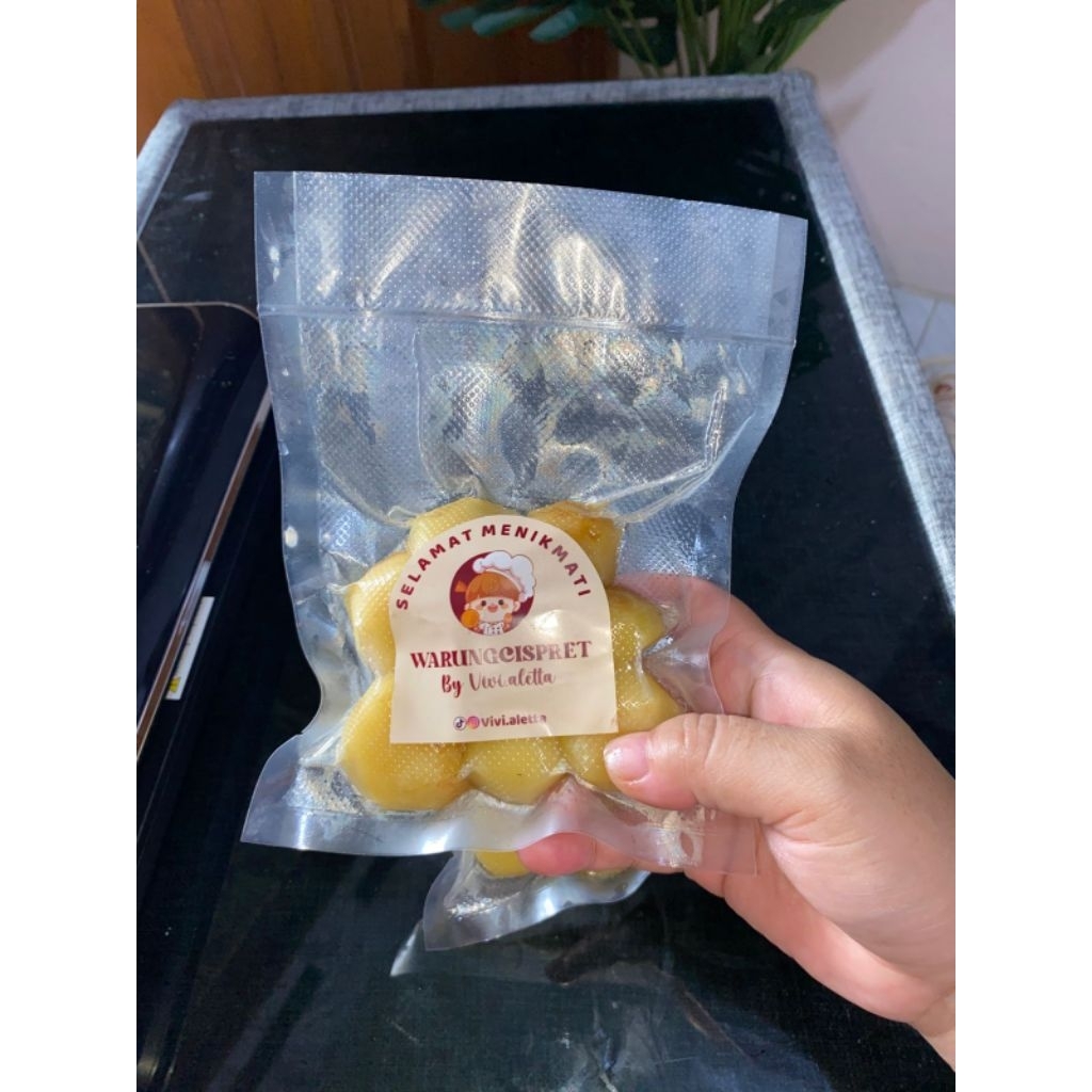 Korean cheese ball isi 8 pcs dengan keju Mozarella dan bumbu tabur