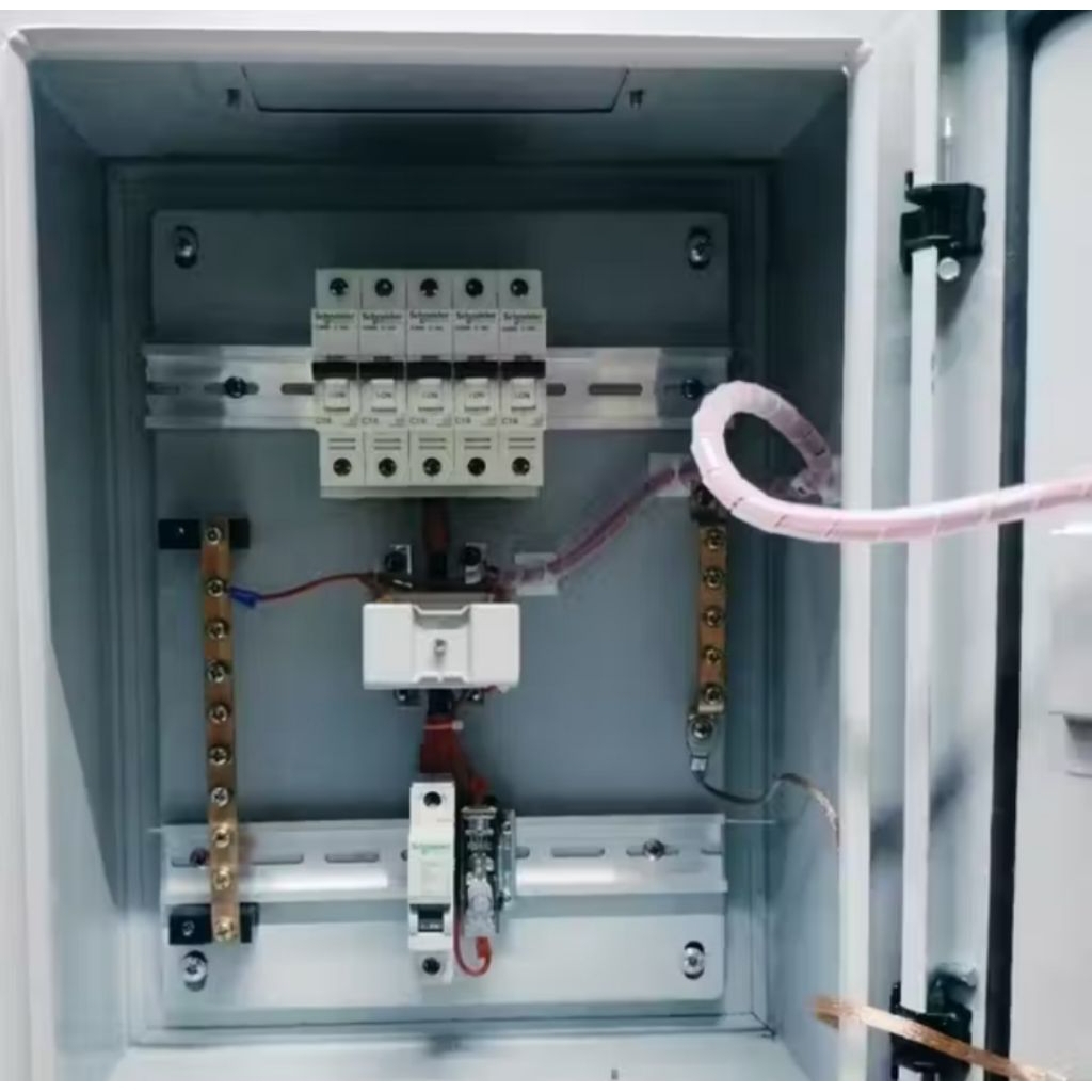 Panel distribusi 1phass 32Amper Box panel indoor 30x40x20 plat 1,2mm tebal