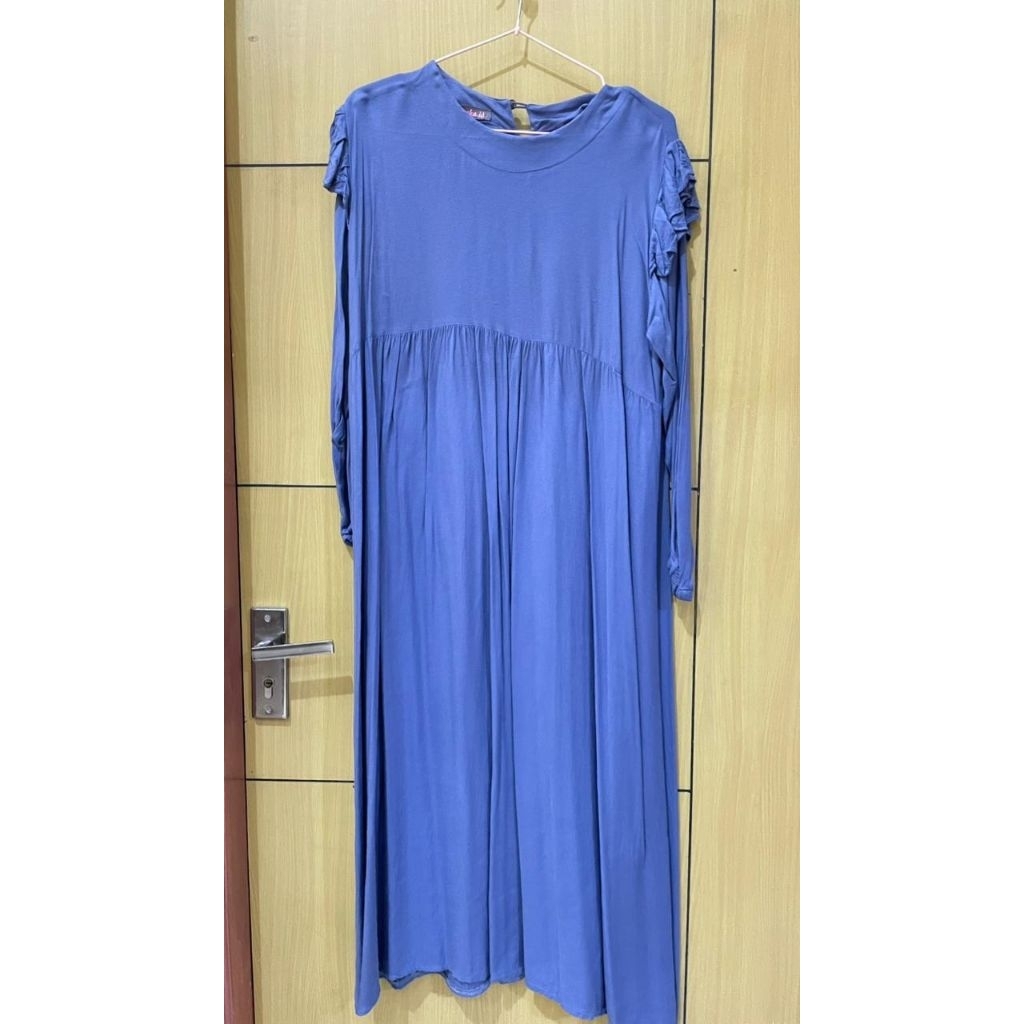 Hana midi dress biru