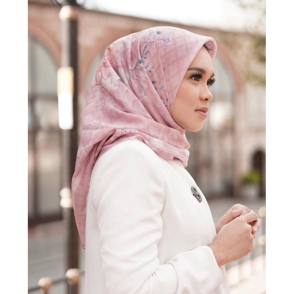 Preloved BS Scarf Buttonscarves Rare Sofya Ginkgo Pinksalt | Split Payment Sisa Trf