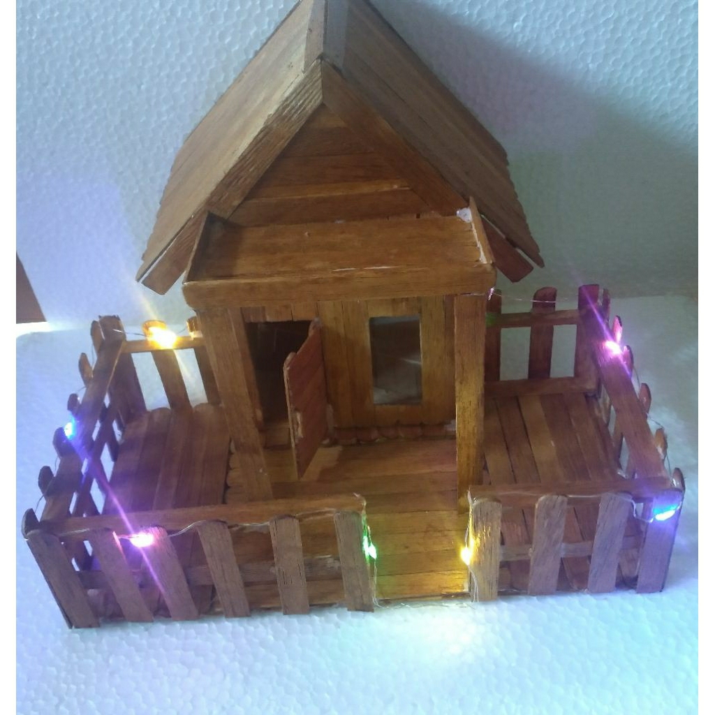 Kerajinan miniatur rumah dari stik es krim