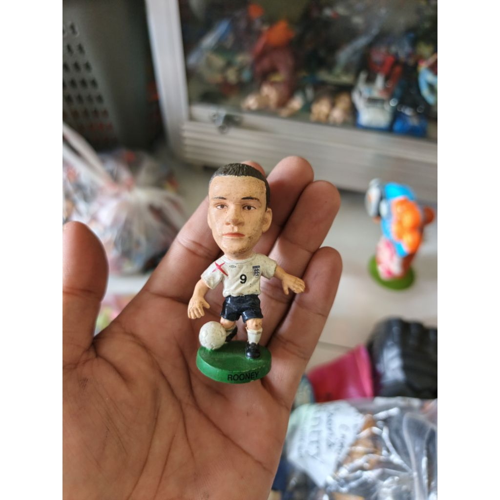 figure pemain bola wayne rooney England