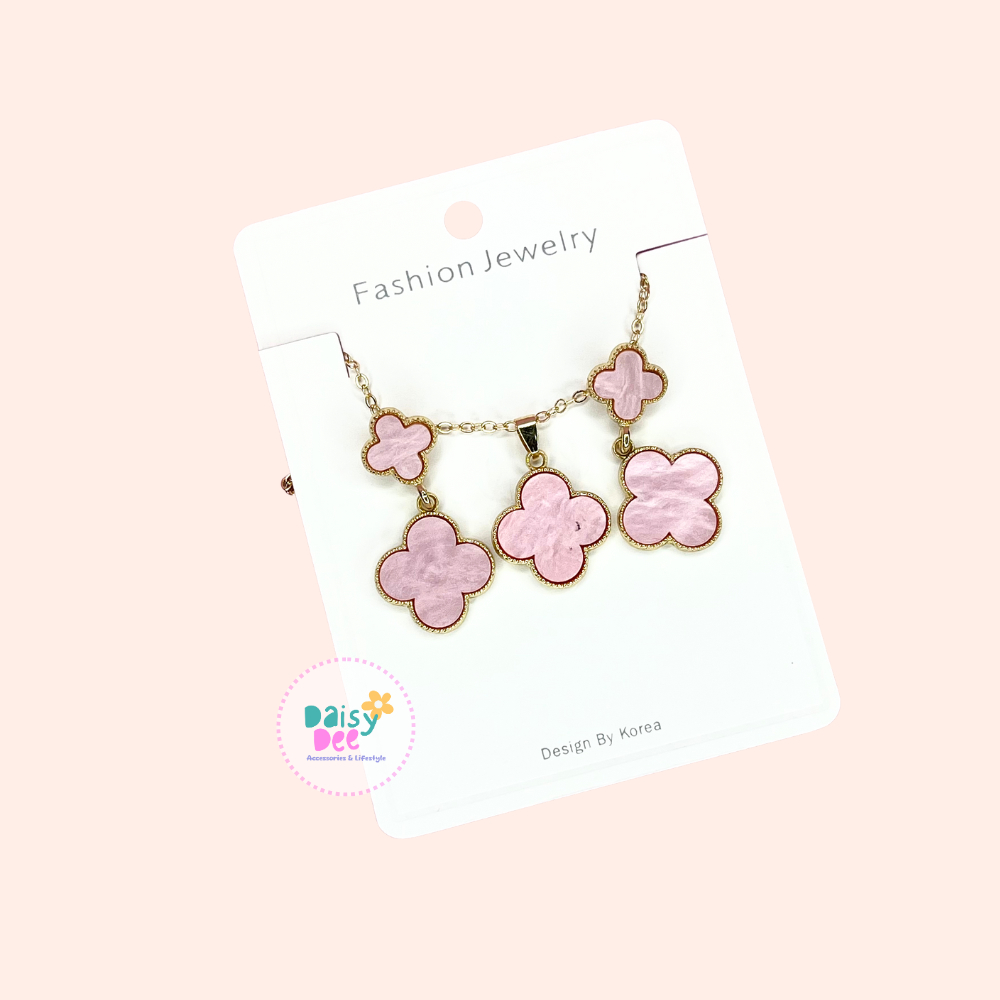 Daisy Dee 1 Set Kalung Anting Clover