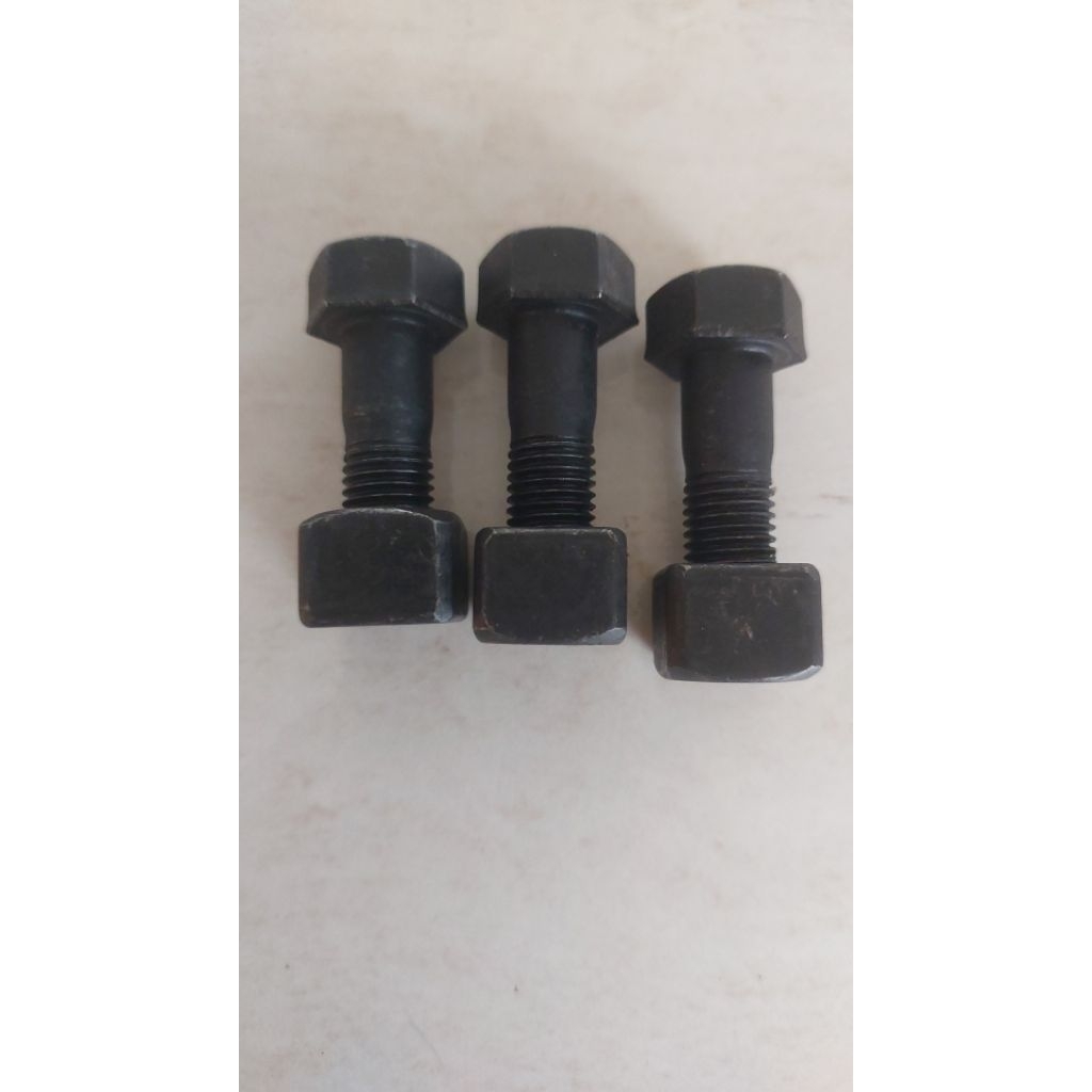 Baut Track Shoe Excavator Sany 55 SY55/Baut Papan Shoe Sany 55 SY55