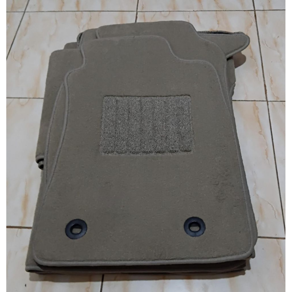 Karpet Mobil Toyota Fortuner 2012-2015 Fullset ORIGINAL