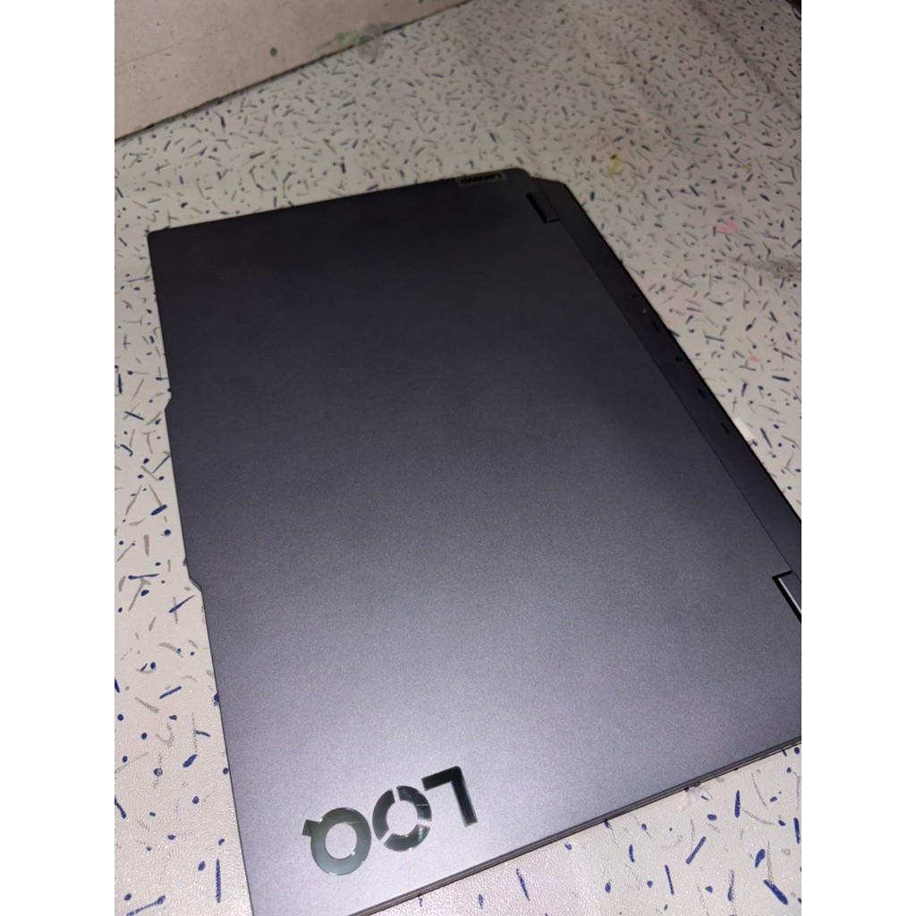 Lenovo LOQ AMD Ryzen 7 8845HS, RTX 4060 RAM 32GB SSD 2 TB