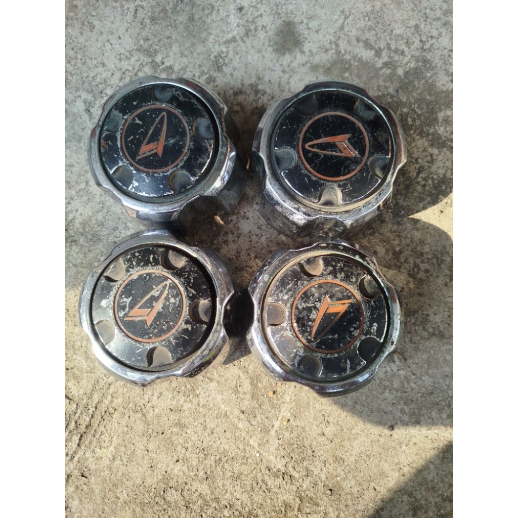 Wheel dop tutup velg Daihatsu taft gt feroza dop velg dop ban mobil