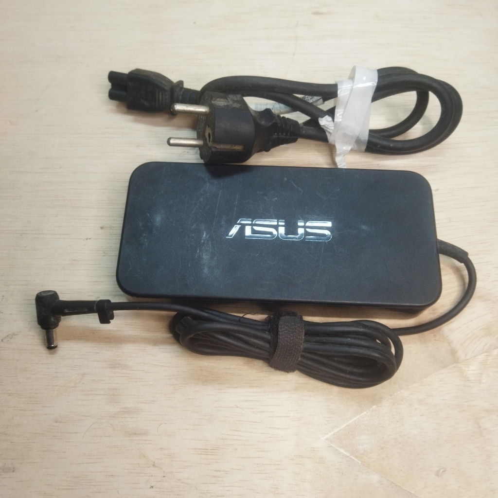 Adaptor Charger Laptop Asus ROG Bawaan Unit Model A15-120P1A 19V 6,32A