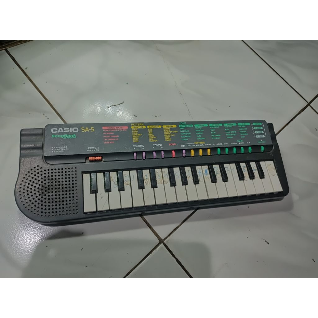 Piano/keyboard CASIO SA-5