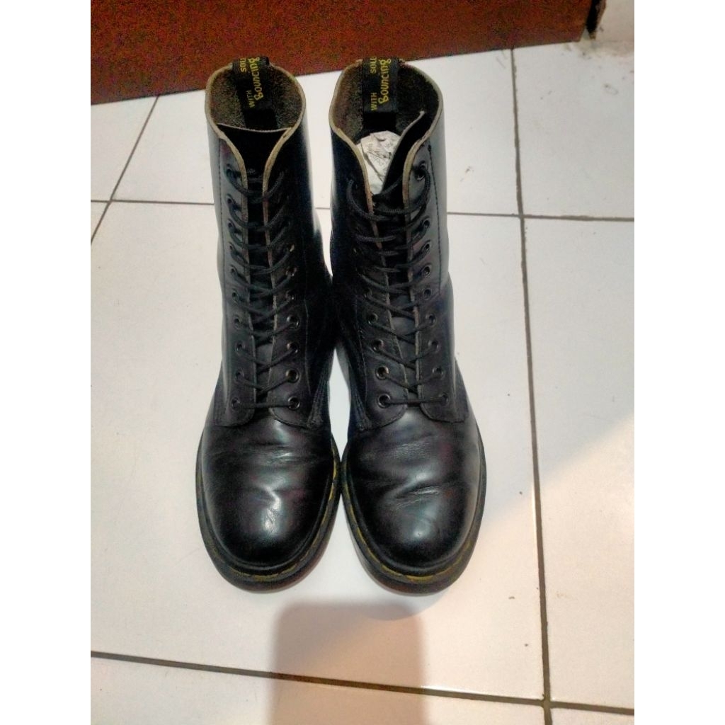 dr martens 1490