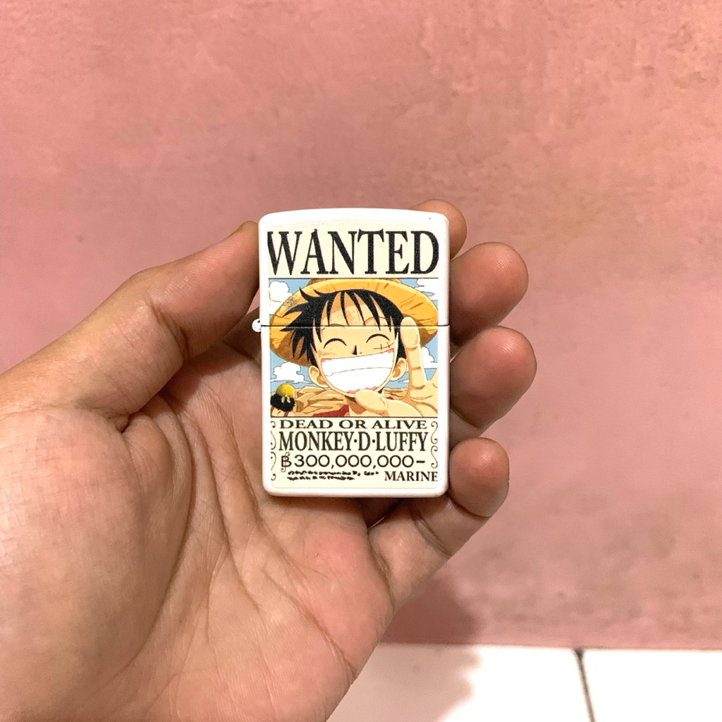 Pemantik Api / Korek One Piece Model Zippo